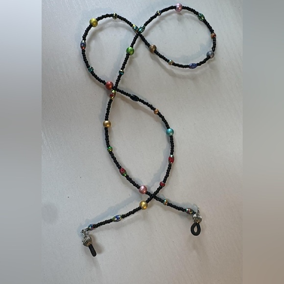 Beaded Airpods Chain, Eyeglass Chain, Facemask Strap Holder - Picture 2 of 4